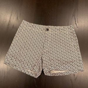 BR casual shorts, NWOT, Size 4